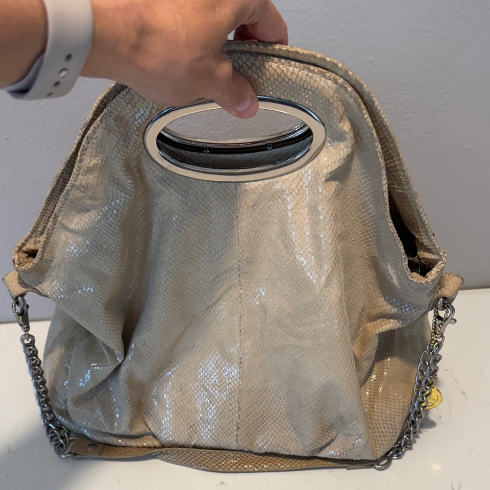 Big Budda vintage Elegant Cream Handbag with Chain Strap